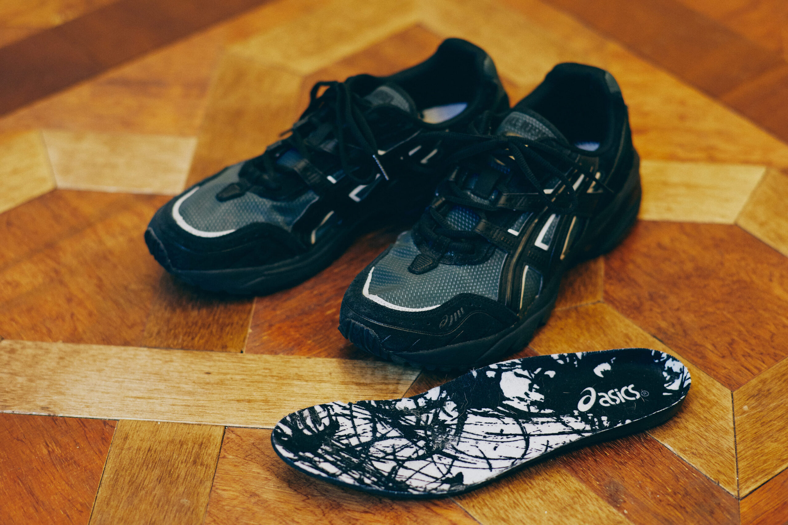 ASICS DESIGNED BY HARE EXCLUSIVE EDITION PACK